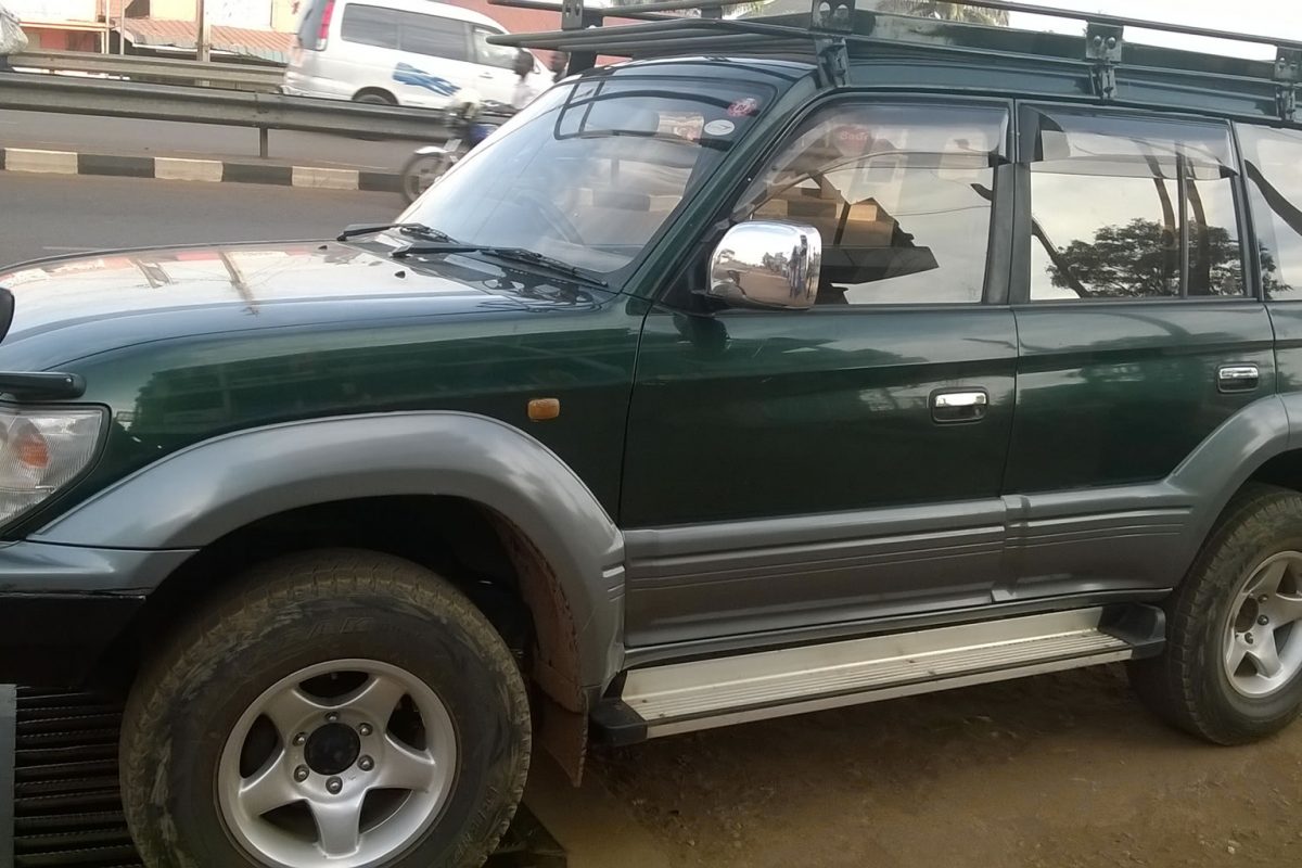 4×4 Car Rental Rooftop Tent in Uganda